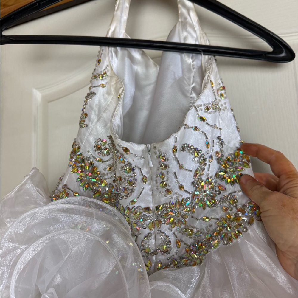 Little Rosie beautiful white pageant gown - Picture 8 of 10